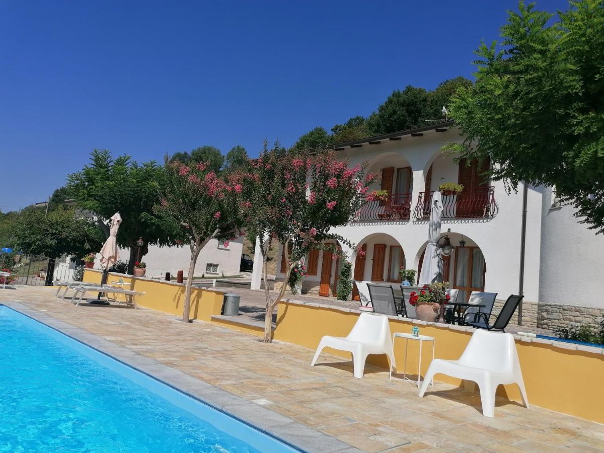 B&B Villa Ginevra เปียตราลุงกา ภายนอก รูปภาพ