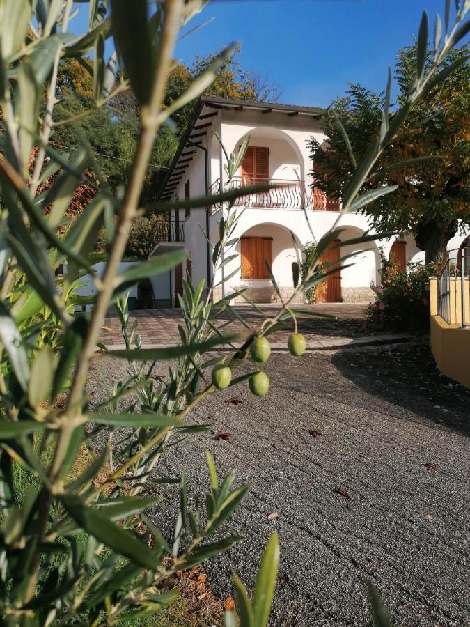 B&B Villa Ginevra เปียตราลุงกา ภายนอก รูปภาพ